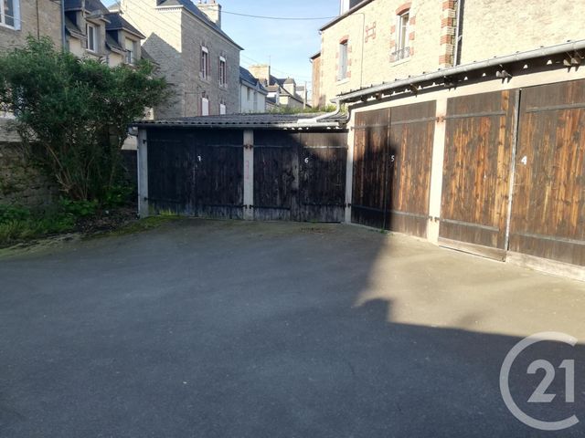 Parking &agrave; louer - 15 m2 - Dinan - 22 - BRETAGNE