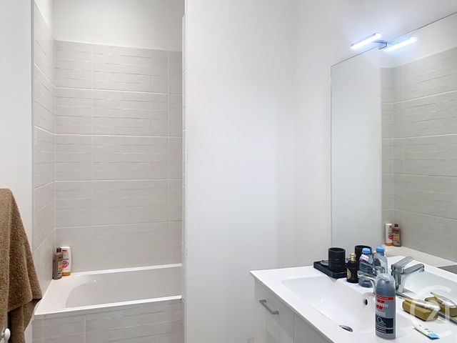 Appartement F4 &agrave; louer - 4 pi&egrave;ces - 62,28 m2 - Lanvallay - 22 - BRETAGNE