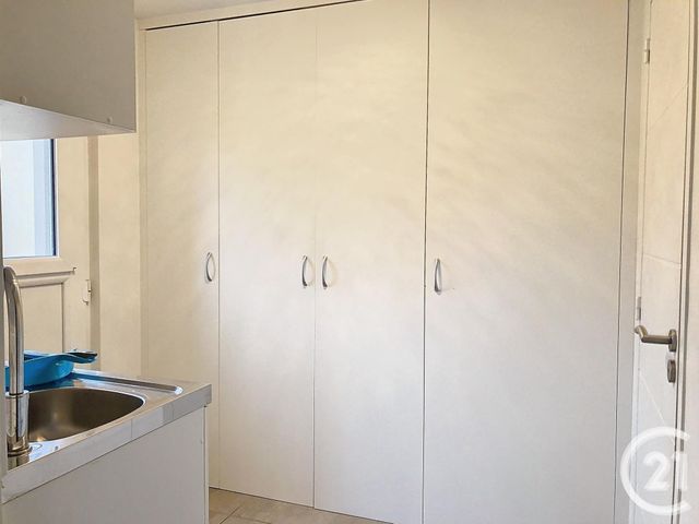 Maison &agrave; louer - 1 pi&egrave;ce - 25,71 m2 - Dinan - 22 - BRETAGNE