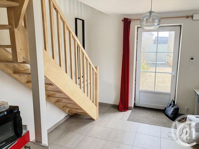 Maison &agrave; louer - 1 pi&egrave;ce - 25,71 m2 - Dinan - 22 - BRETAGNE