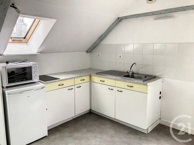 Appartement Studio &agrave; louer - 1 pi&egrave;ce - 18 m2 - Dinan - 22 - BRETAGNE