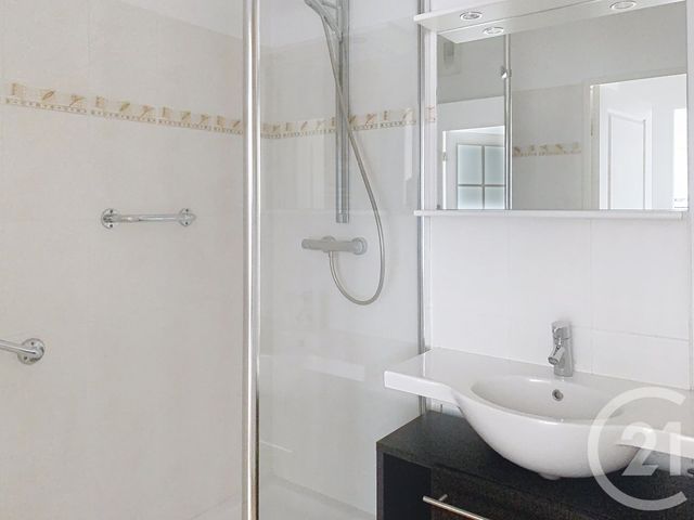 Appartement F2 &agrave; louer - 2 pi&egrave;ces - 46,38 m2 - Lanvallay - 22 - BRETAGNE