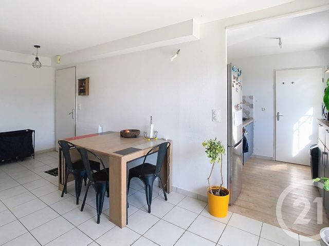 Appartement F2 bis &agrave; vendre - 3 pi&egrave;ces - 53,85 m2 - Taden - 22 - BRETAGNE