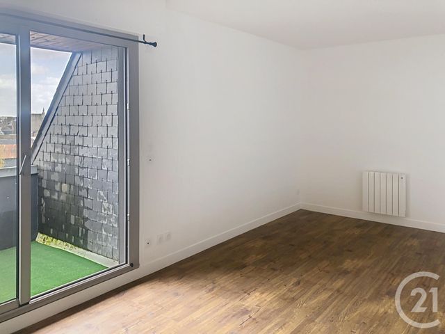 Appartement T1 &agrave; louer - 1 pi&egrave;ce - 36,95 m2 - Dinan - 22 - BRETAGNE