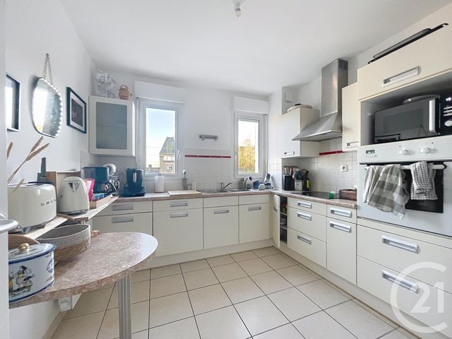 Appartement F3 &agrave; louer - 3 pi&egrave;ces - 82,49 m2 - Dinan - 22 - BRETAGNE