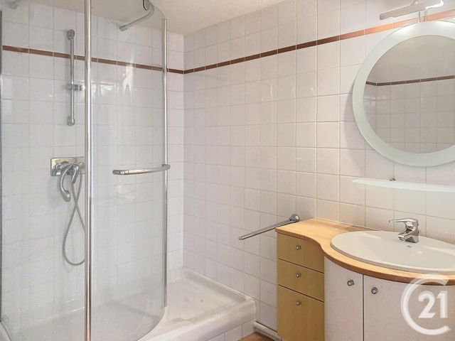 Appartement F3 &agrave; louer - 3 pi&egrave;ces - 82,49 m2 - Dinan - 22 - BRETAGNE