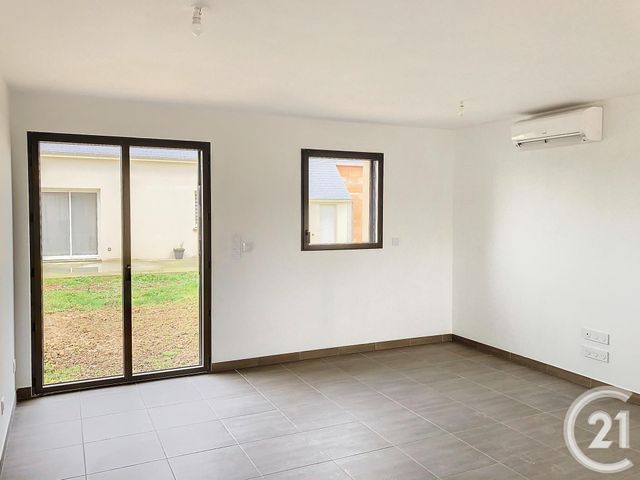 Maison &agrave; louer - 3 pi&egrave;ces - 65 m2 - Yvignac La Tour - 22 - BRETAGNE