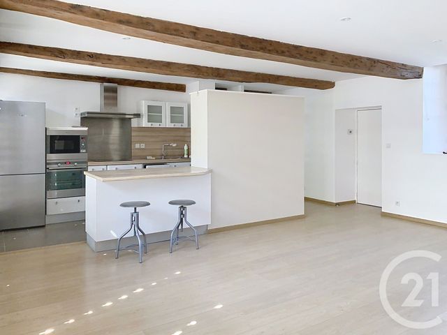 Appartement &agrave; louer - 2 pi&egrave;ces - 69,45 m2 - Dinan - 22 - BRETAGNE