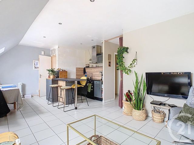 Appartement F2 &agrave; vendre - 2 pi&egrave;ces - 39,29 m2 - Bobital - 22 - BRETAGNE