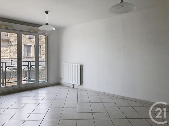 Appartement F3 &agrave; louer - 3 pi&egrave;ces - 59,18 m2 - Dinan - 22 - BRETAGNE
