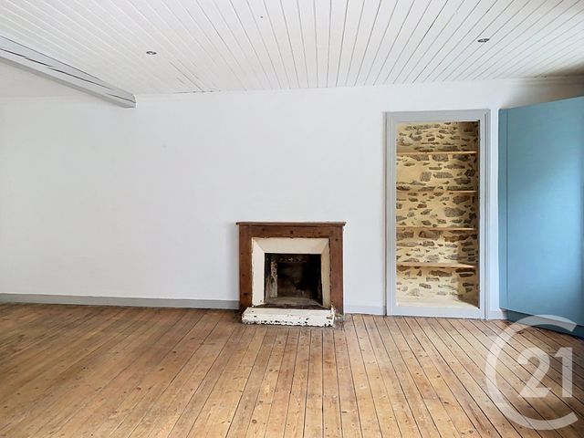 Appartement &agrave; louer - 3 pi&egrave;ces - 75,07 m2 - Dinan - 22 - BRETAGNE