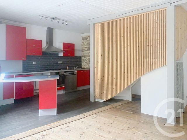 Appartement &agrave; louer - 3 pi&egrave;ces - 75,07 m2 - Dinan - 22 - BRETAGNE