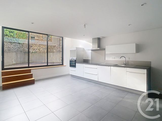 Maison &agrave; louer - 6 pi&egrave;ces - 118 m2 - Dinan - 22 - BRETAGNE