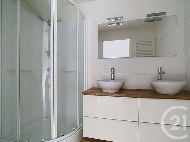 Maison &agrave; louer - 6 pi&egrave;ces - 118 m2 - Dinan - 22 - BRETAGNE