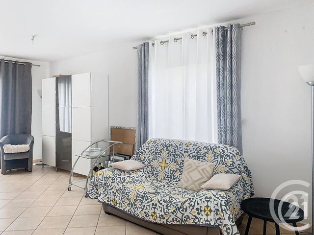 Maison &agrave; louer - 5 pi&egrave;ces - 135 m2 - Plumaudan - 22 - BRETAGNE