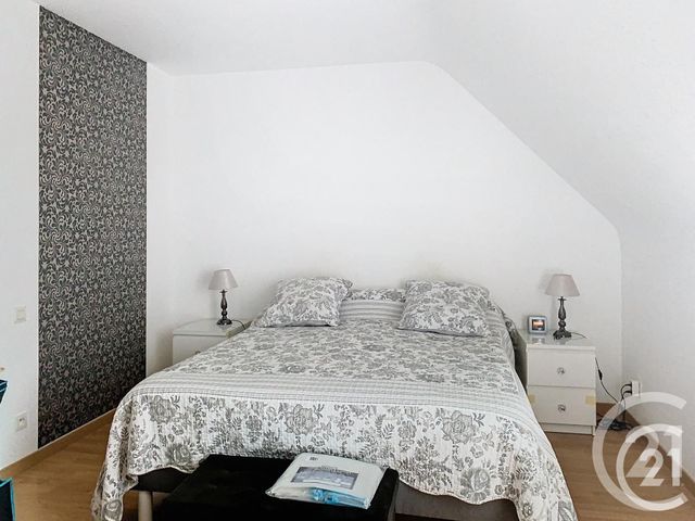 Maison &agrave; louer - 5 pi&egrave;ces - 135 m2 - Plumaudan - 22 - BRETAGNE