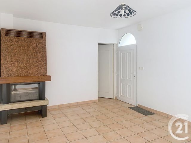 Maison &agrave; louer - 4 pi&egrave;ces - 106 m2 - Plumaudan - 22 - BRETAGNE