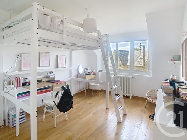 Maison &agrave; louer - 7 pi&egrave;ces - 195,75 m2 - Dinan - 22 - BRETAGNE