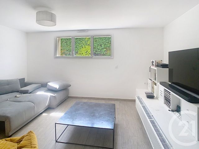 Maison &agrave; louer - 7 pi&egrave;ces - 195,75 m2 - Dinan - 22 - BRETAGNE