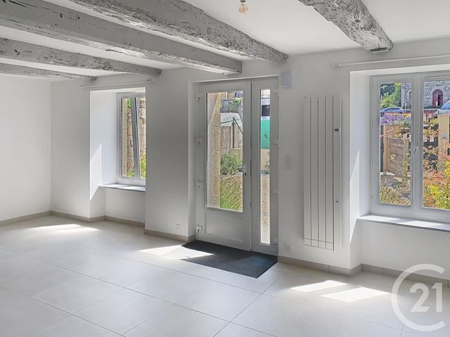 Maison &agrave; louer - 4 pi&egrave;ces - 87 m2 - Languenan - 22 - BRETAGNE