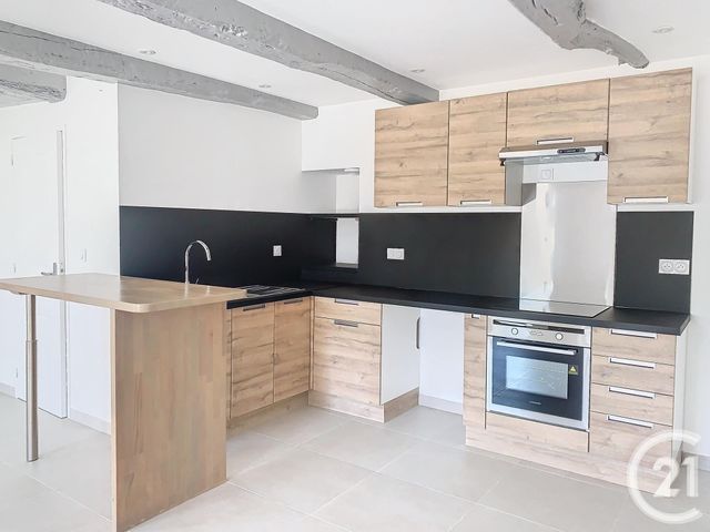 Maison &agrave; louer - 4 pi&egrave;ces - 87 m2 - Languenan - 22 - BRETAGNE