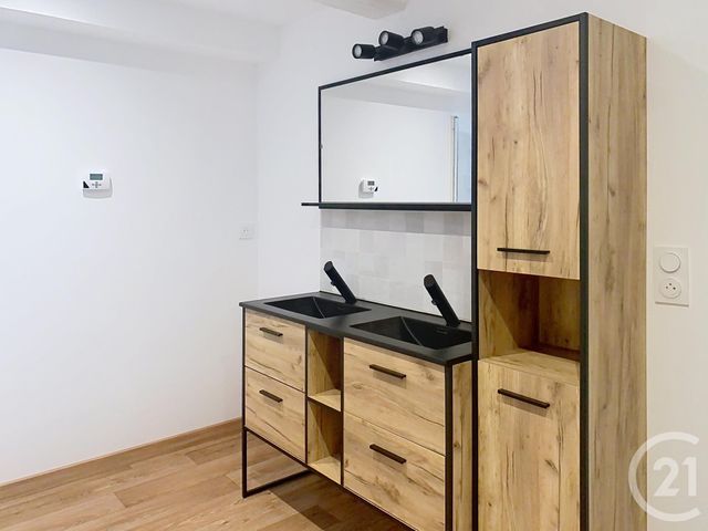 Maison &agrave; louer - 4 pi&egrave;ces - 87 m2 - Languenan - 22 - BRETAGNE