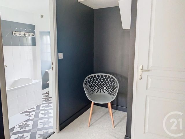 Appartement F4 &agrave; louer - 4 pi&egrave;ces - 64,93 m2 - Taden - 22 - BRETAGNE