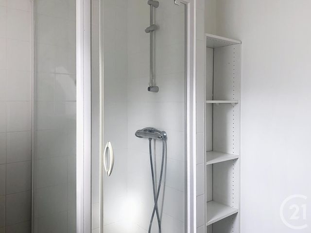 Appartement Studio &agrave; louer - 1 pi&egrave;ce - 25 m2 - Dinan - 22 - BRETAGNE