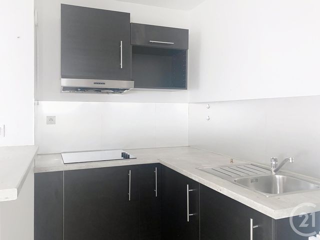 Appartement Studio &agrave; louer - 1 pi&egrave;ce - 25 m2 - Dinan - 22 - BRETAGNE