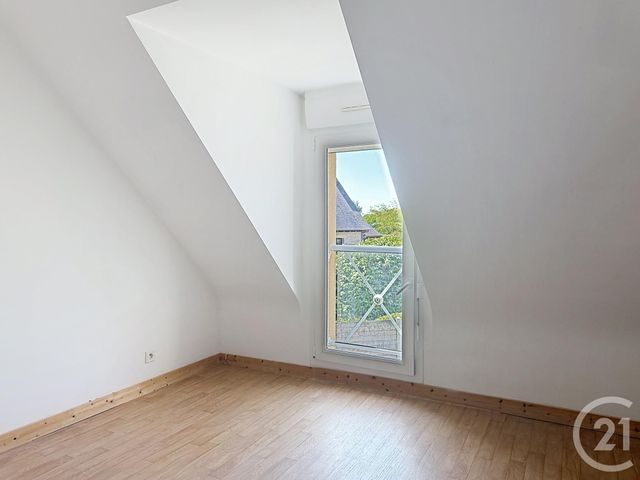 Maison &agrave; louer - 5 pi&egrave;ces - 92,03 m2 - Bobital - 22 - BRETAGNE