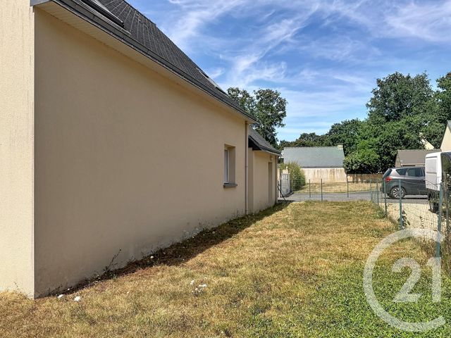 Maison &agrave; louer - 5 pi&egrave;ces - 92,03 m2 - Bobital - 22 - BRETAGNE
