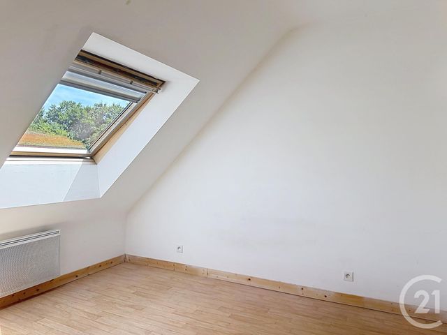 Maison &agrave; louer - 5 pi&egrave;ces - 92,03 m2 - Bobital - 22 - BRETAGNE
