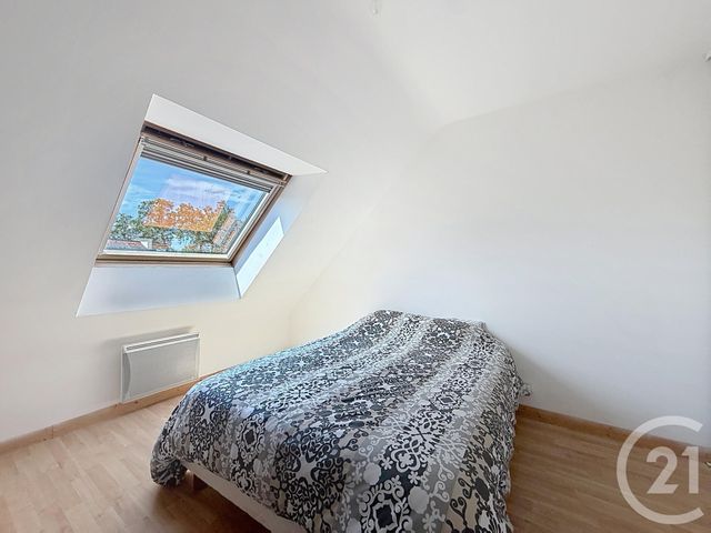 Maison &agrave; louer - 5 pi&egrave;ces - 92,03 m2 - Bobital - 22 - BRETAGNE