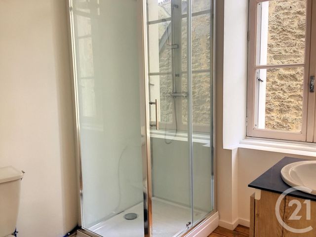Appartement T2 &agrave; louer - 2 pi&egrave;ces - 46,54 m2 - Dinan - 22 - BRETAGNE