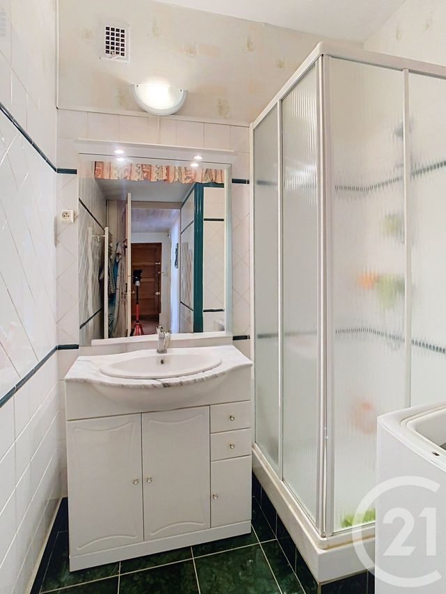 Appartement T4 &agrave; vendre - 5 pi&egrave;ces - 69,45 m2 - Dinan - 22 - BRETAGNE