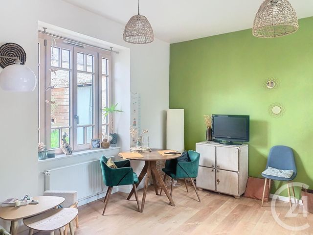 Appartement F3 &agrave; louer - 3 pi&egrave;ces - 57,70 m2 - Dinan - 22 - BRETAGNE