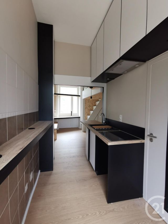 Appartement T1 &agrave; louer - 1 pi&egrave;ce - 20,94 m2 - Dinan - 22 - BRETAGNE