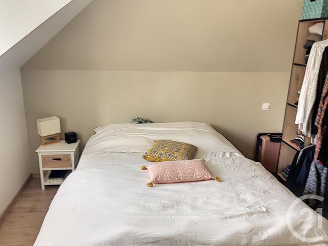 Appartement T4 &agrave; louer - 4 pi&egrave;ces - 85,10 m2 - Dinan - 22 - BRETAGNE