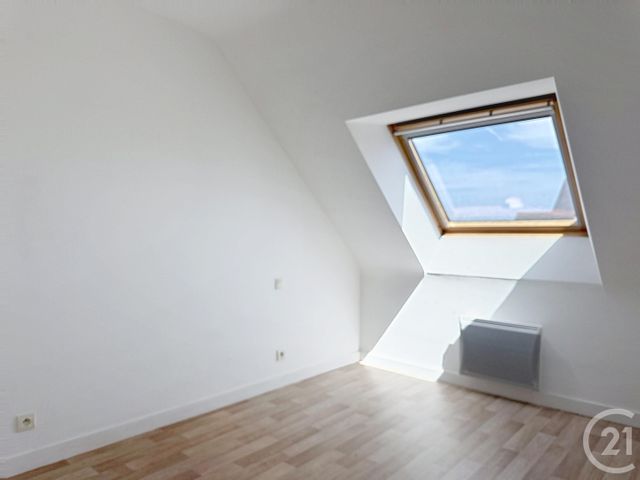 Maison &agrave; louer - 4 pi&egrave;ces - 83,47 m2 - Caulnes - 22 - BRETAGNE
