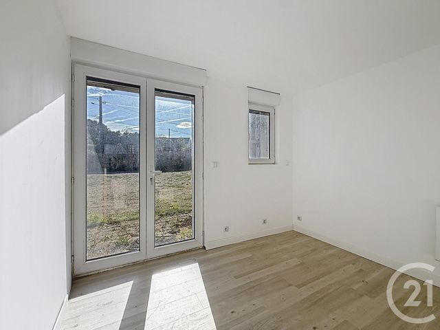 Maison &agrave; louer - 5 pi&egrave;ces - 103,05 m2 - Calorguen - 22 - BRETAGNE