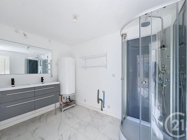 Maison &agrave; louer - 5 pi&egrave;ces - 103,05 m2 - Calorguen - 22 - BRETAGNE