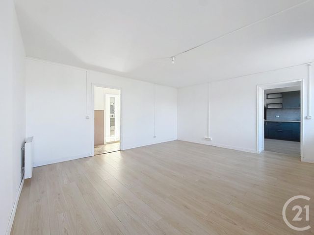 Maison &agrave; louer - 5 pi&egrave;ces - 103,05 m2 - Calorguen - 22 - BRETAGNE