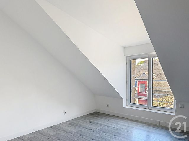Maison &agrave; louer - 5 pi&egrave;ces - 103,05 m2 - Calorguen - 22 - BRETAGNE