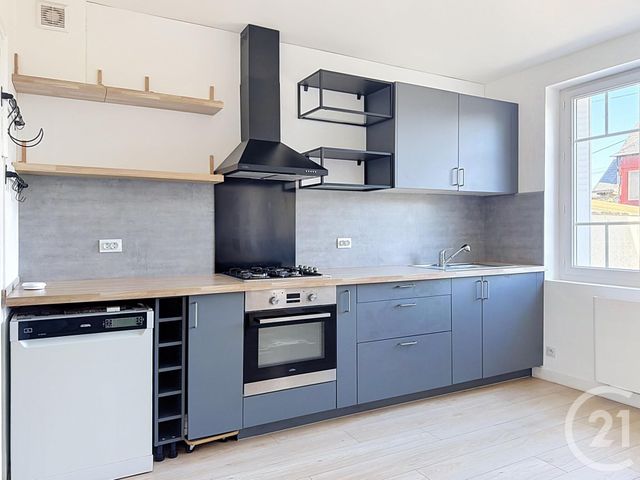 Maison &agrave; louer - 5 pi&egrave;ces - 103,05 m2 - Calorguen - 22 - BRETAGNE