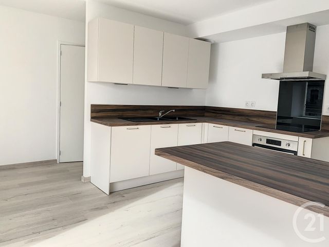 Appartement Duplex &agrave; louer - 3 pi&egrave;ces - 91 m2 - Dinan - 22 - BRETAGNE