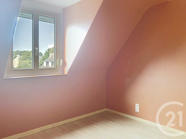 Maison &agrave; louer - 5 pi&egrave;ces - 97 m2 - Lanvallay - 22 - BRETAGNE