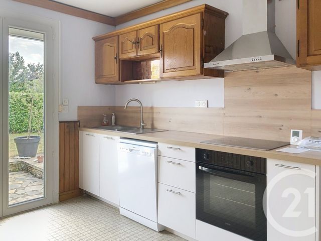 Maison &agrave; louer - 5 pi&egrave;ces - 97 m2 - Lanvallay - 22 - BRETAGNE