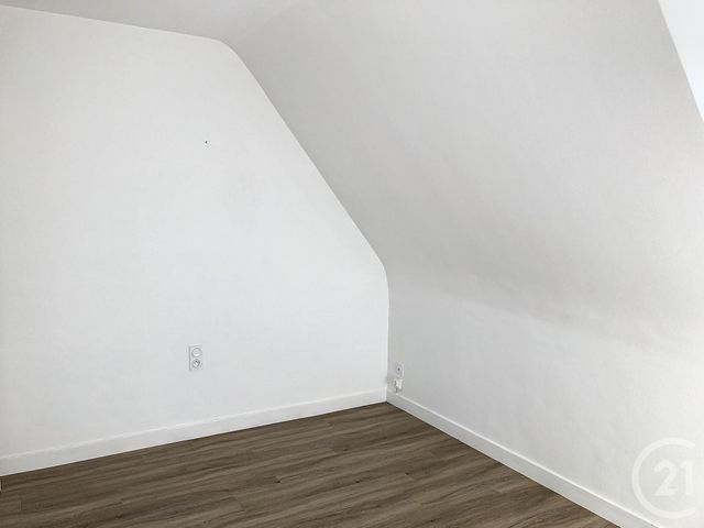 Appartement Studio &agrave; louer - 1 pi&egrave;ce - 27,40 m2 - Lanvallay - 22 - BRETAGNE