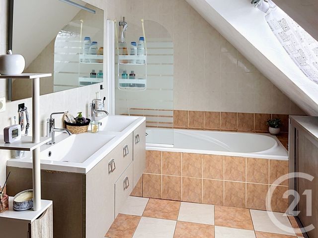 Maison &agrave; vendre - 7 pi&egrave;ces - 145 m2 - Calorguen - 22 - BRETAGNE