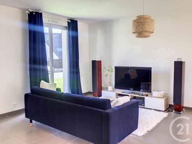 Maison &agrave; louer - 4 pi&egrave;ces - 90,36 m2 - Lehon - 22 - BRETAGNE
